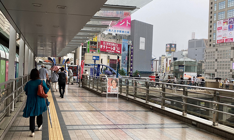 駅頭＠八王子駅